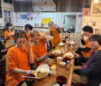 【潜入レポ】ただの食事の場じゃない！ワンコと大学生が大活躍する「かたのだ子ども食堂」が最高すぎた話🐾🍛