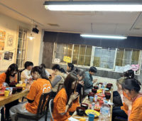 🐶命のぬくもりに笑顔がはじける♪ゴールデンやフレブルの赤ちゃんも！かたのだ子ども食堂が届ける「心の栄養」レポート🌸